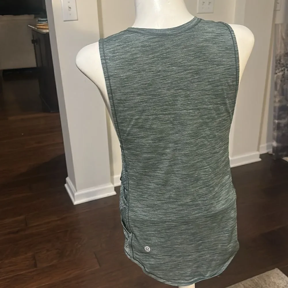 Lululemon Var-City Muscle Tank Heathered Forest Green 4-6
